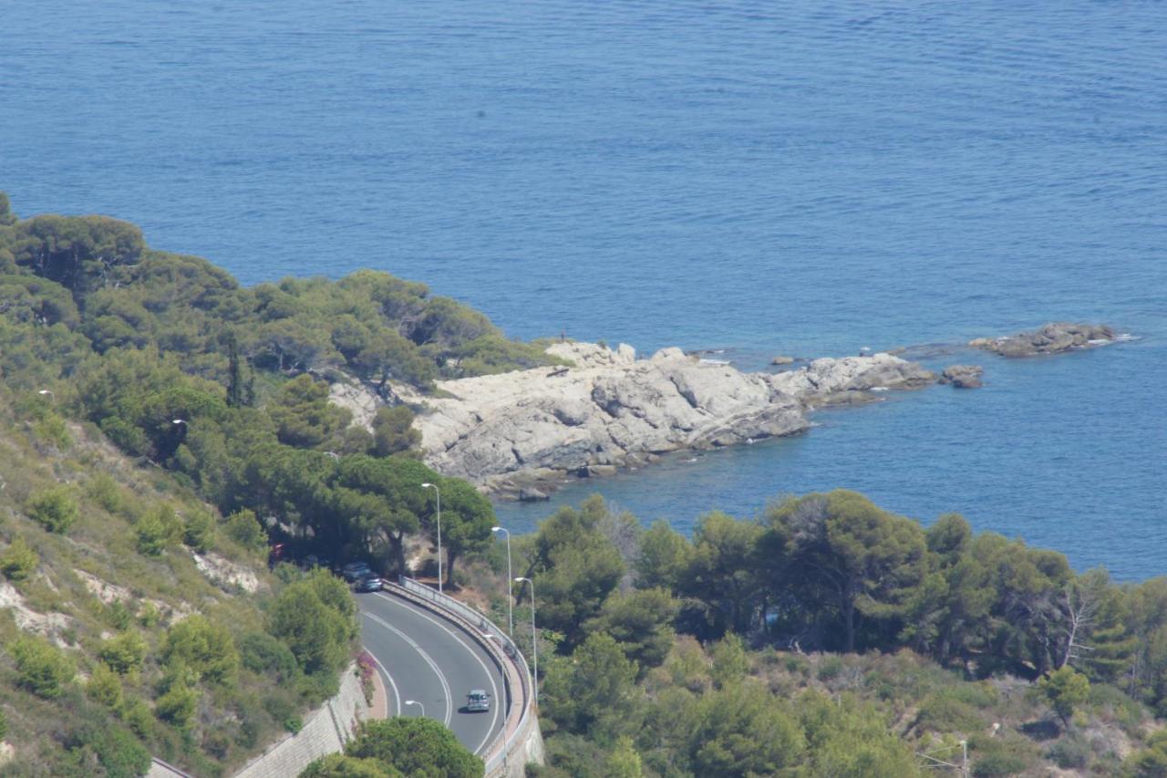 Total Sea View Grimaldi Appartement Ventimiglia Buitenkant foto