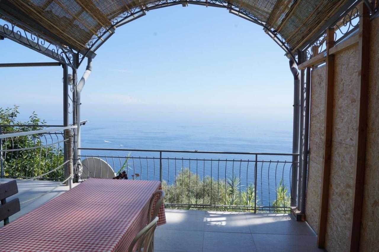 Total Sea View Grimaldi Appartement Ventimiglia Buitenkant foto