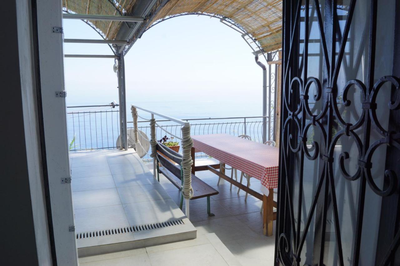 Total Sea View Grimaldi Appartement Ventimiglia Buitenkant foto